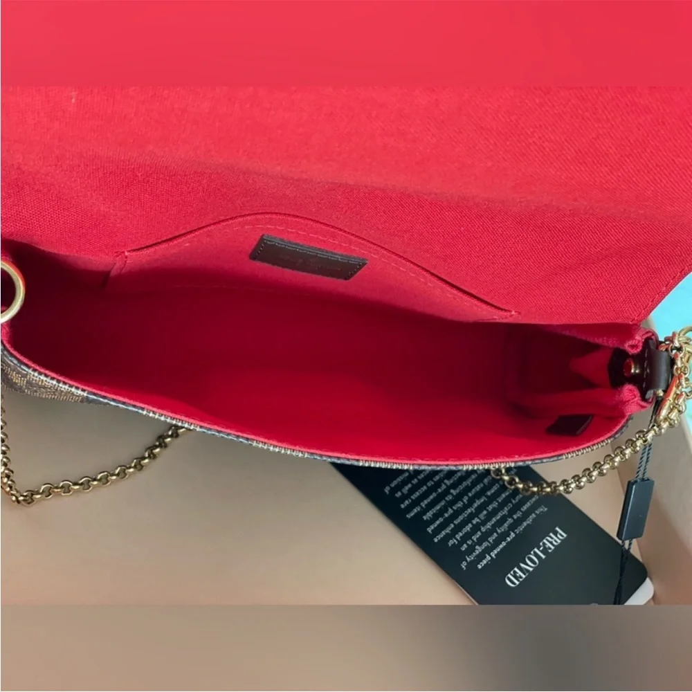 LOUIS VUITTON FAVORITE